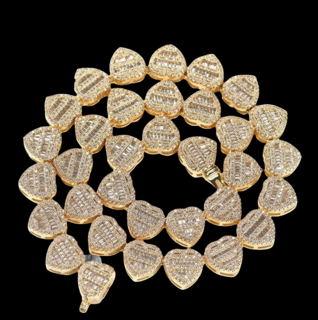 10mm 18k Gold Diamond Heart Chain