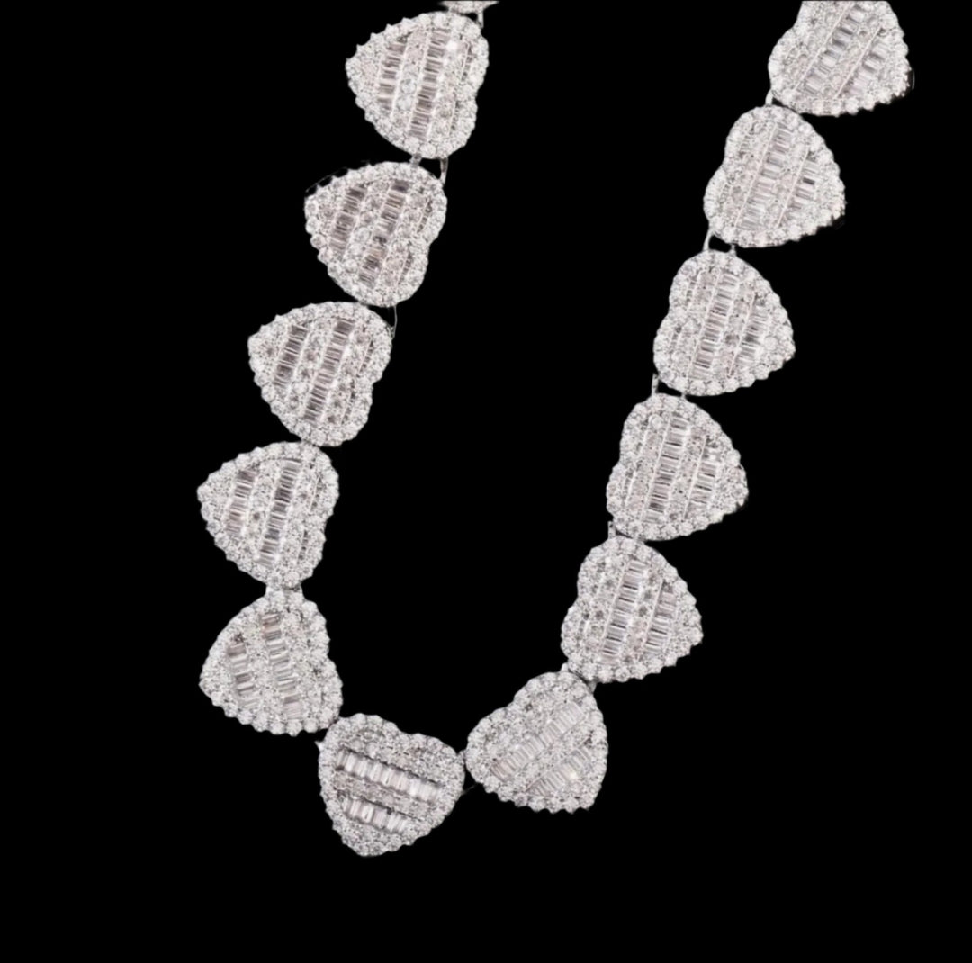 10mm 18k Gold Diamond Heart Chain